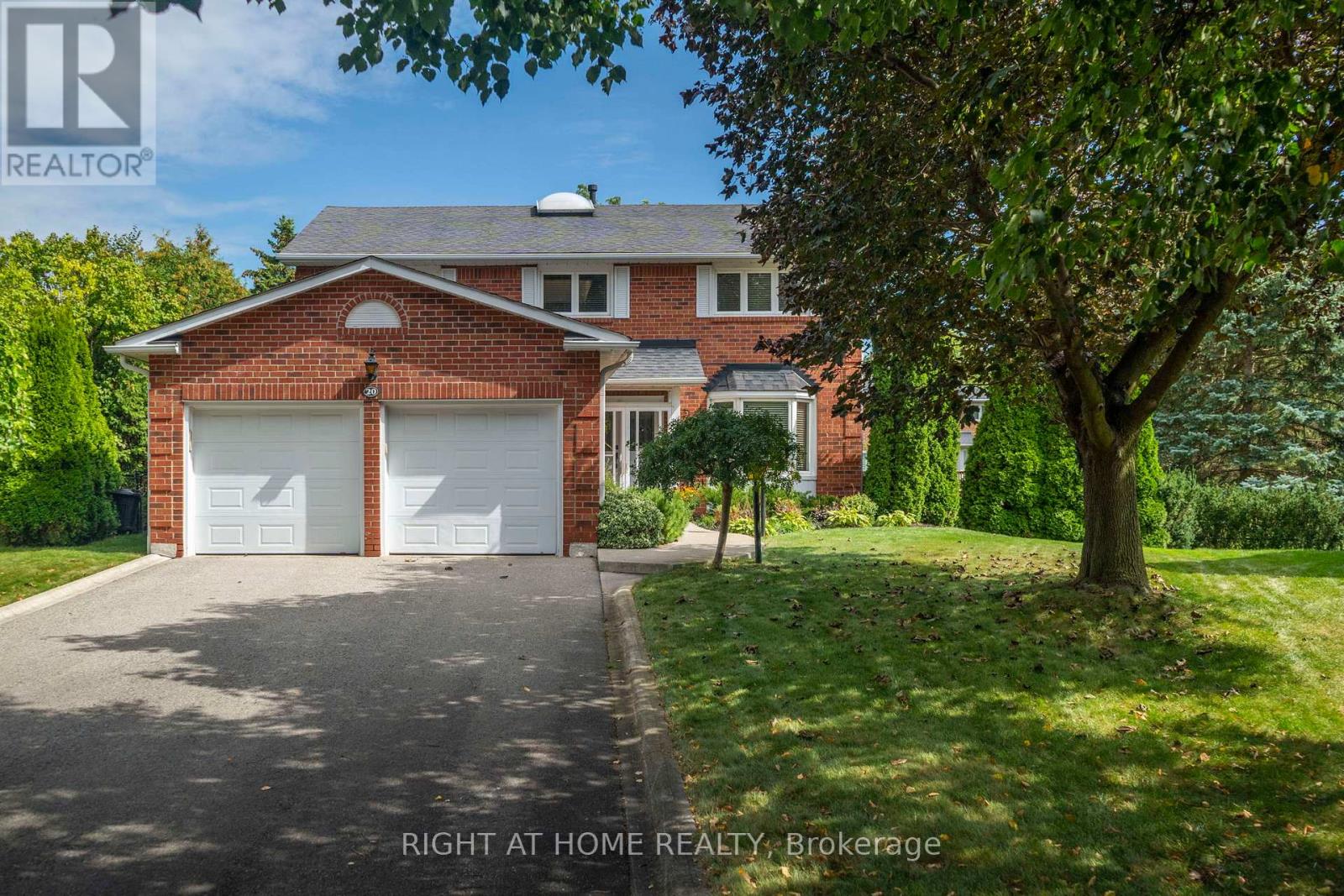 20 Mowat Court Property Photo 1