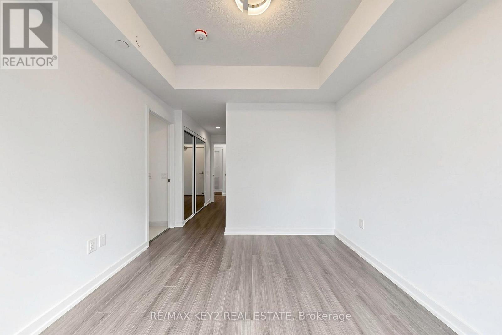2219 - 4010 Eglinton Avenue W Property Photo 14