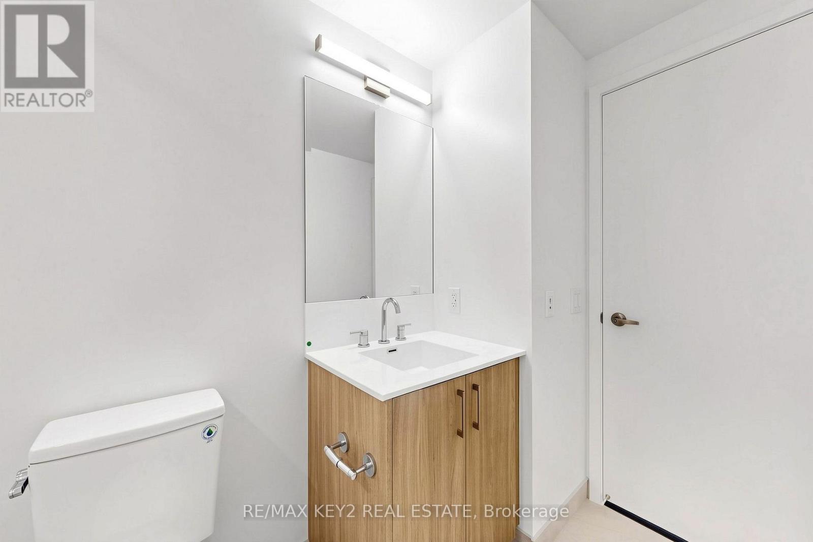 2219 - 4010 Eglinton Avenue W Property Photo 15