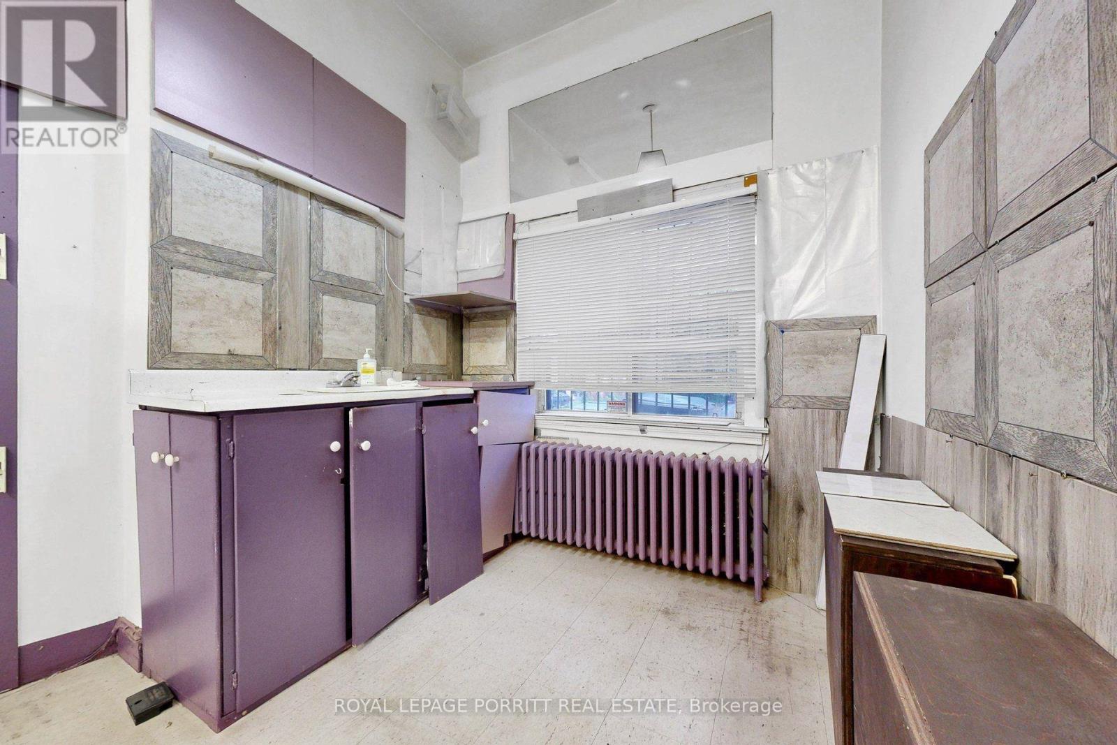 3467 Lake Shore Boulevard W Property Photo 12