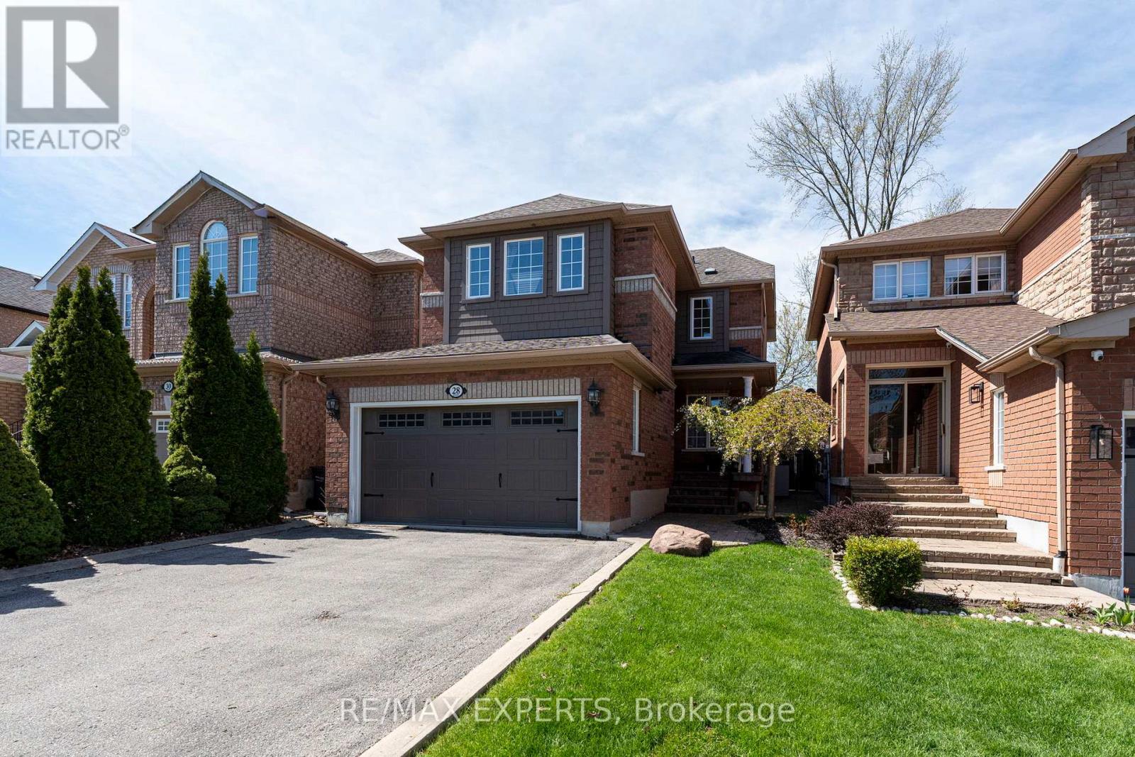 28 Crestridge Drive Property Photo 1