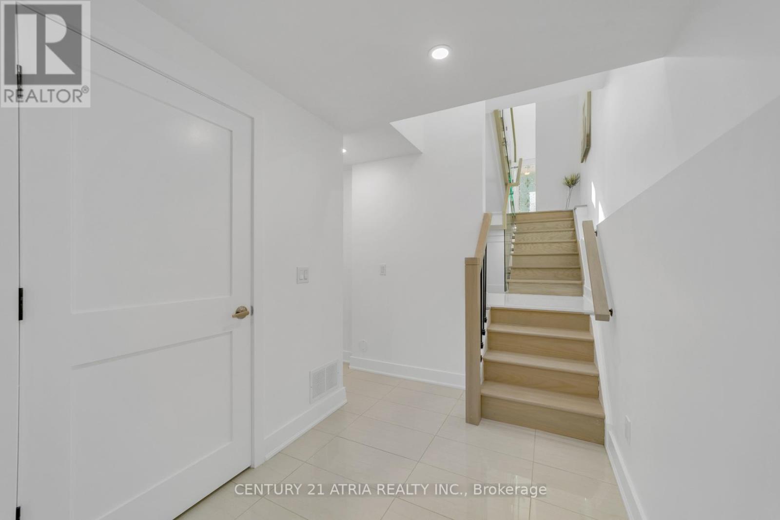 47 Eighth Street Property Photo 33