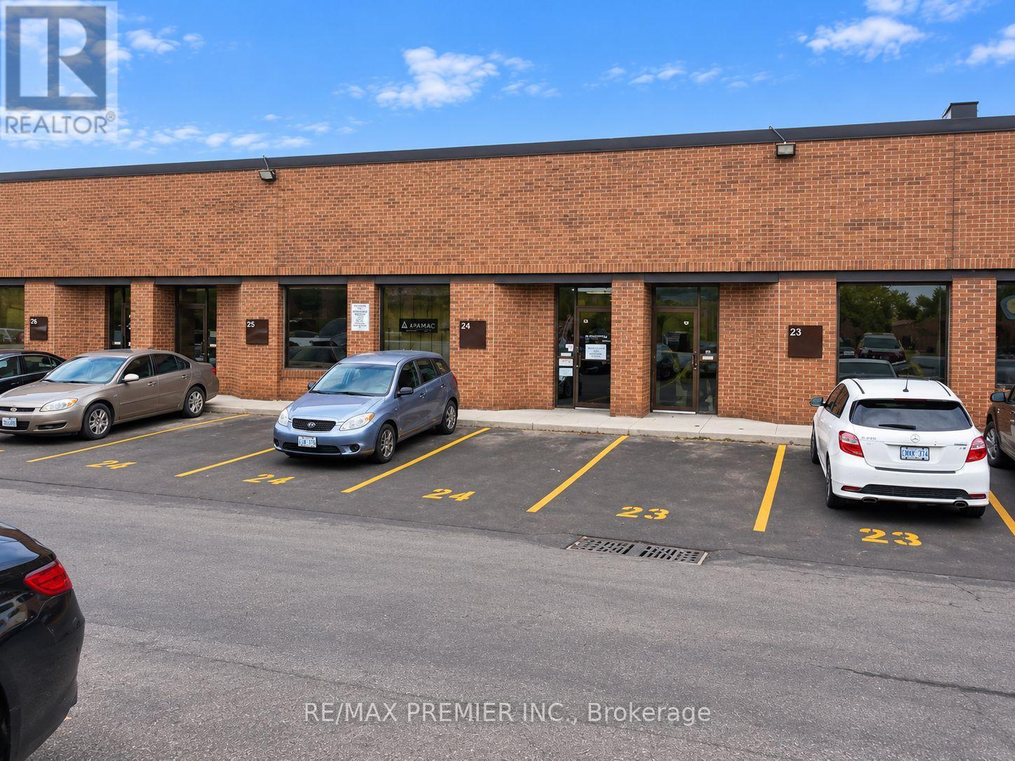 24 - 4801 Keele Street Property Photo 1