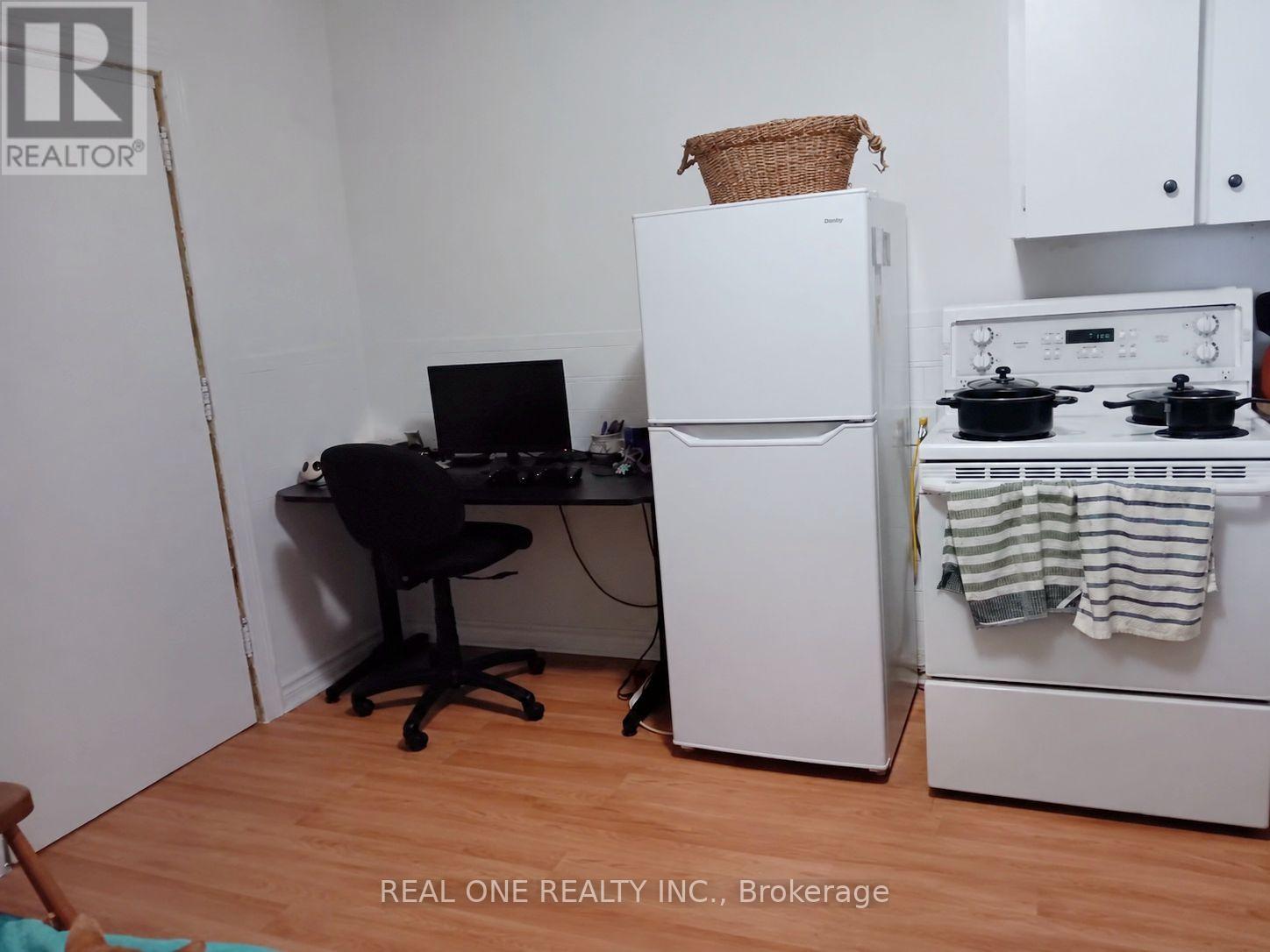 2 - 104 Twenty Fifth Street Property Photo 1