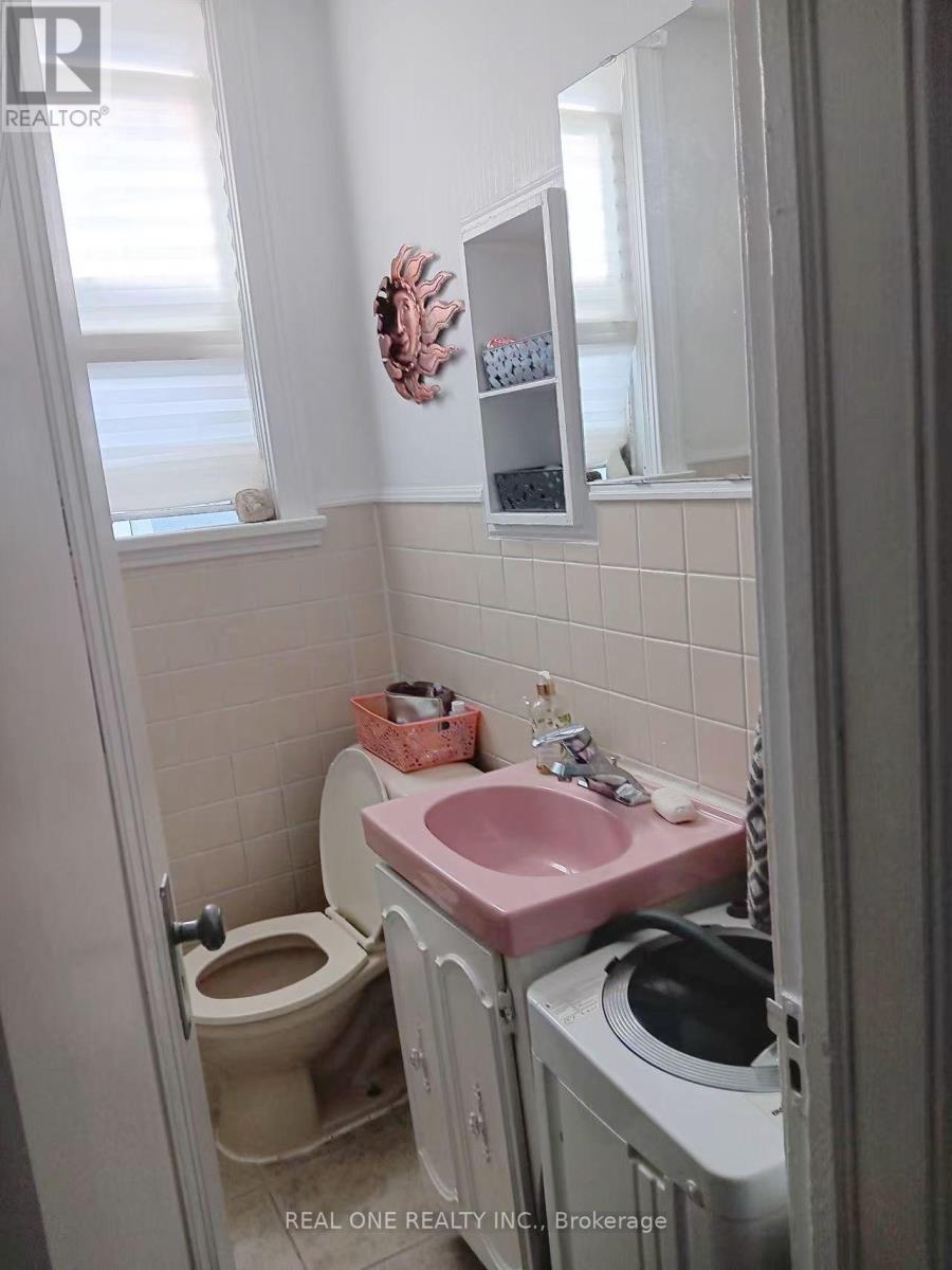 2 - 104 Twenty Fifth Street Property Photo 6