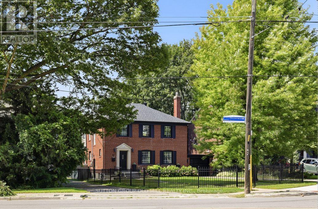 10 Queens Avenue Property Photo 1