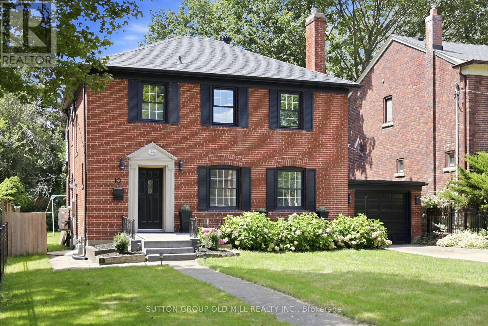 10 Queens Avenue Property Photo 4