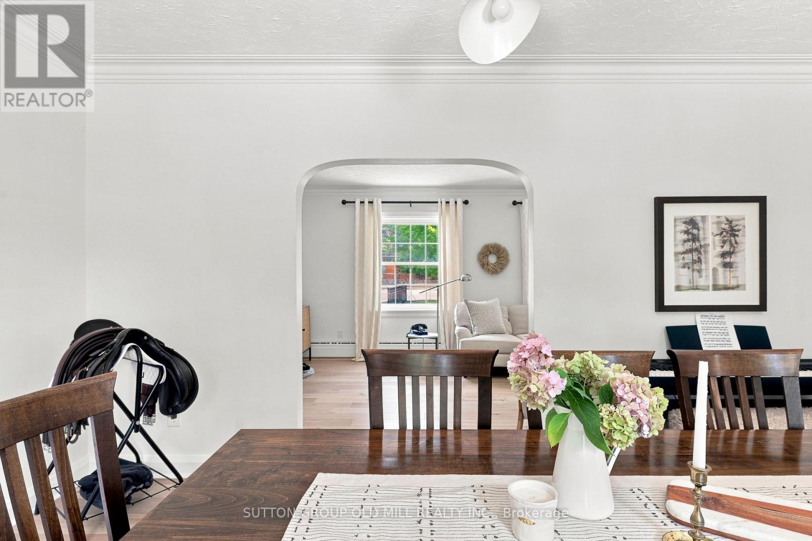 10 Queens Avenue Property Photo 11
