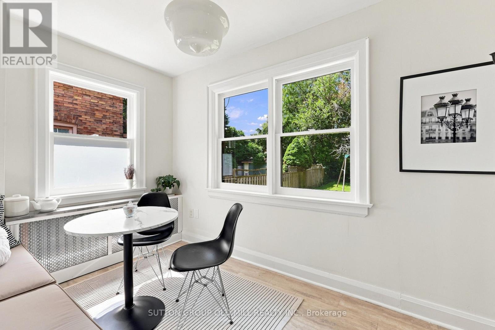 10 Queens Avenue Property Photo 20