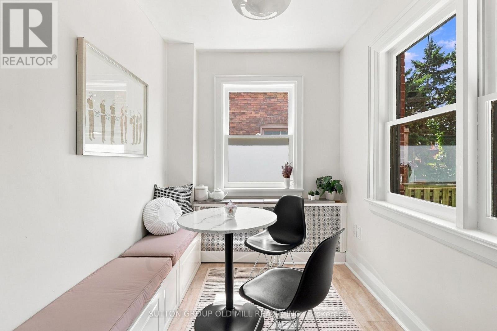 10 Queens Avenue Property Photo 21