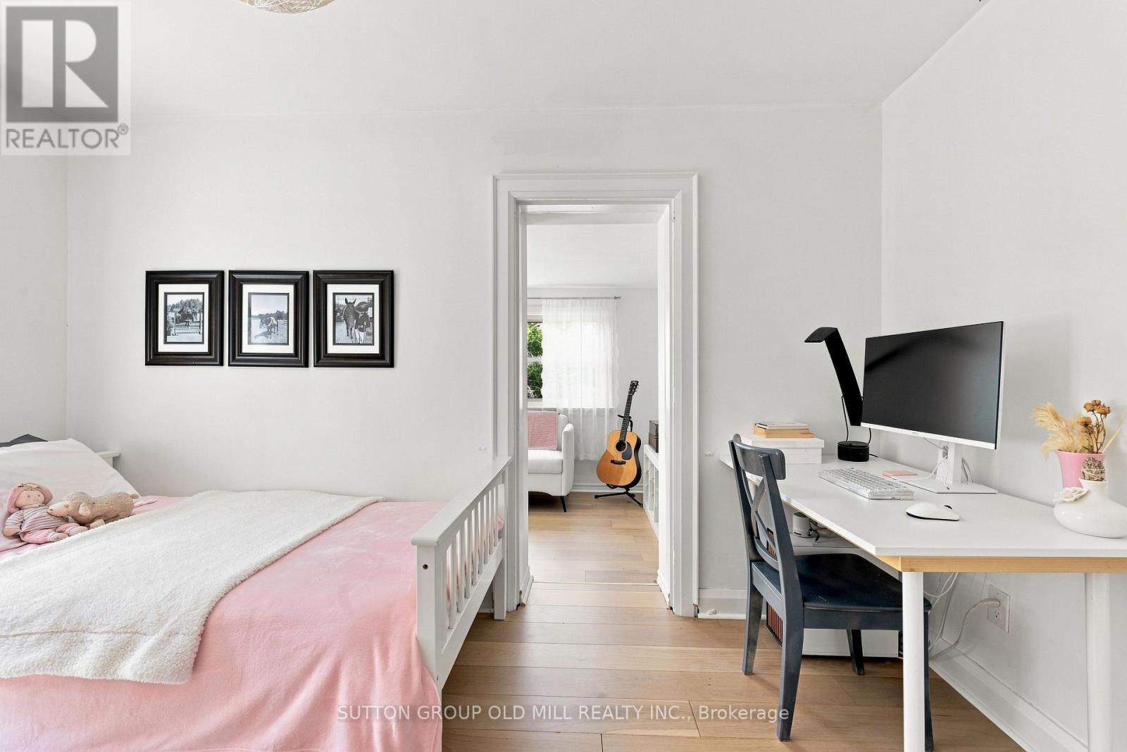 10 Queens Avenue Property Photo 30