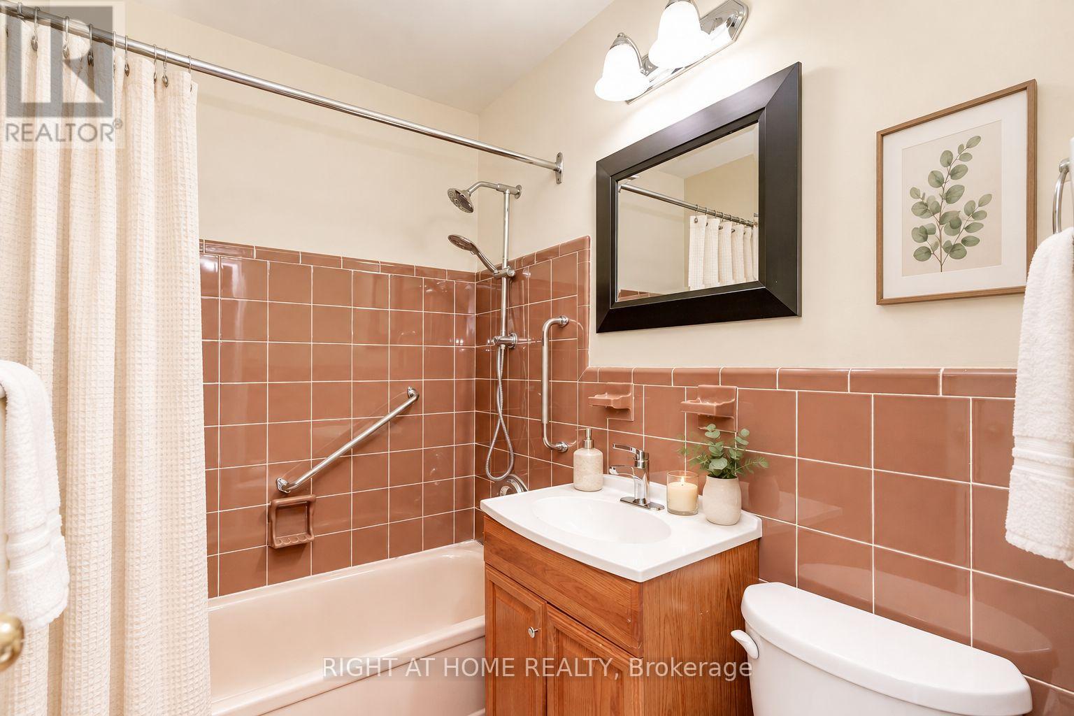 406 - 185 Stephen Drive Property Photo 16