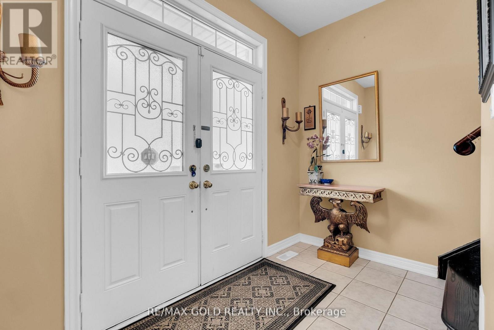 786 Fourth Line Property Photo 7
