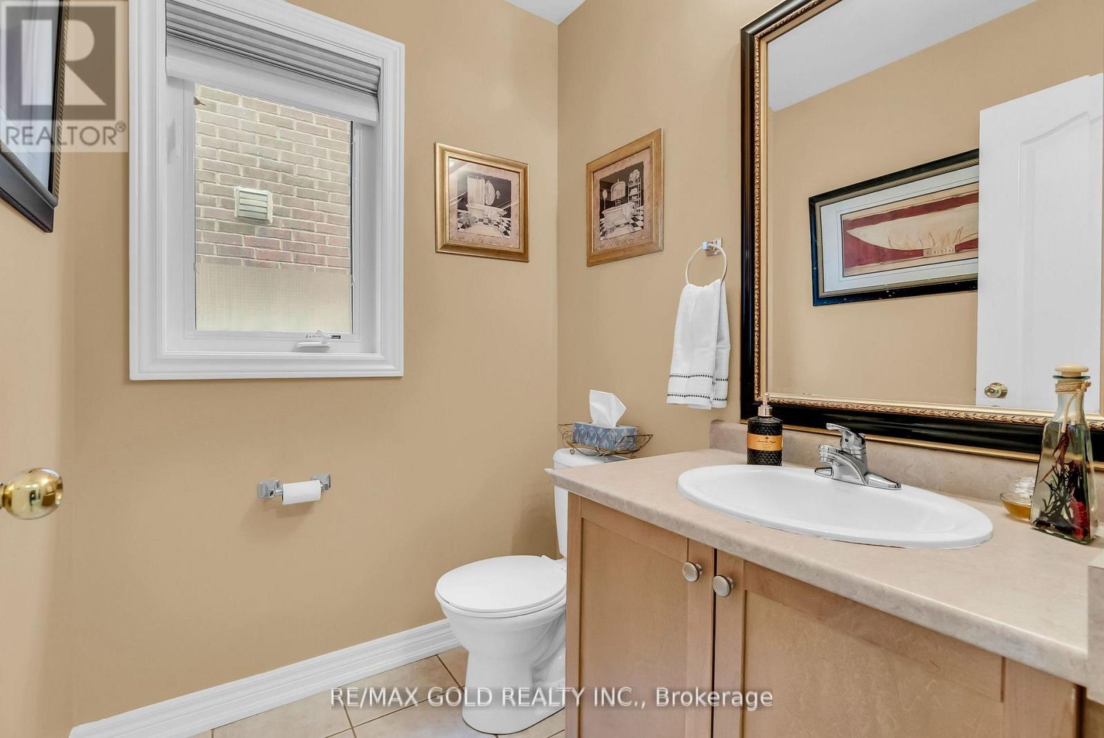 786 Fourth Line Property Photo 23