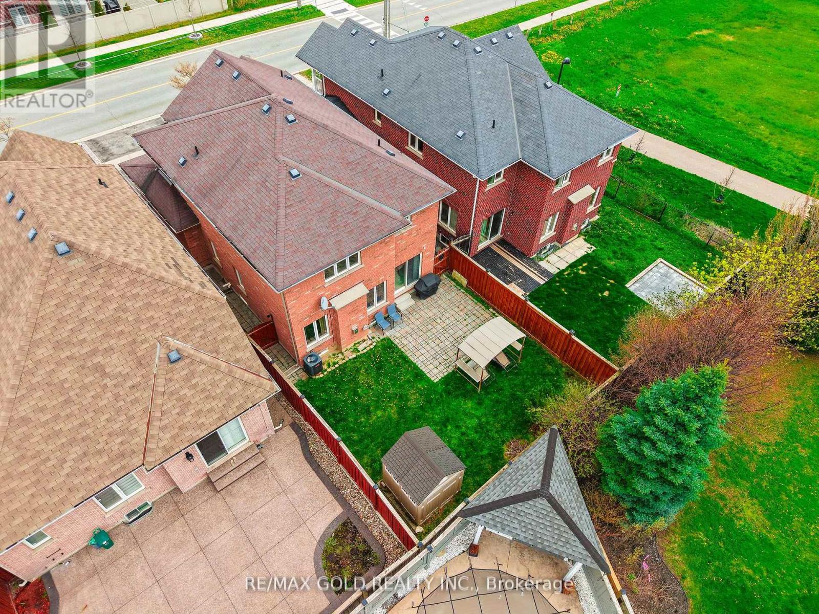 786 Fourth Line Property Photo 45