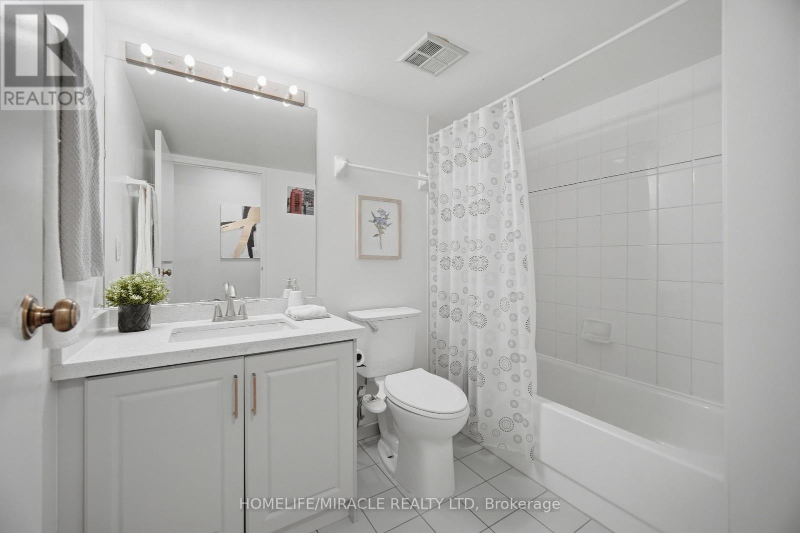 502 - 1 Rowntree Road Property Photo 24