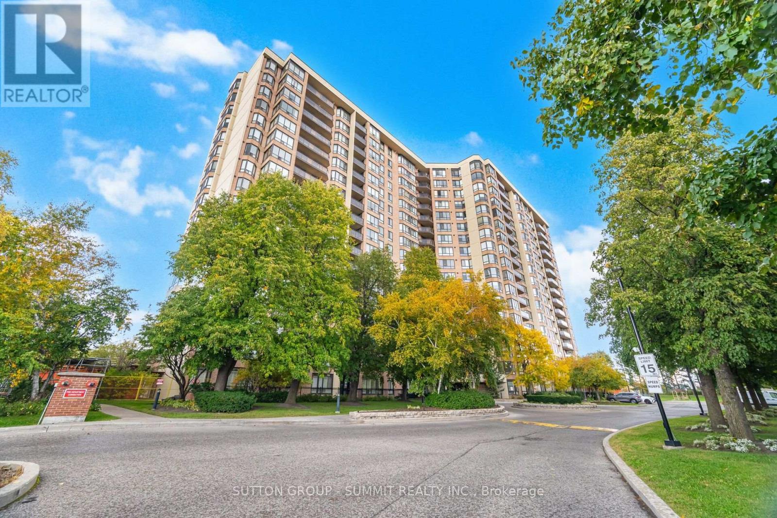 1511 - 20 Cherrytree Drive Property Photo 1