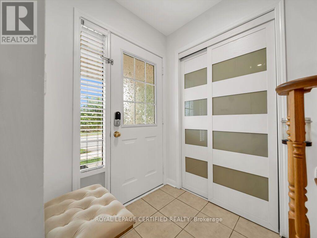 834 Fourth Line Property Photo 4