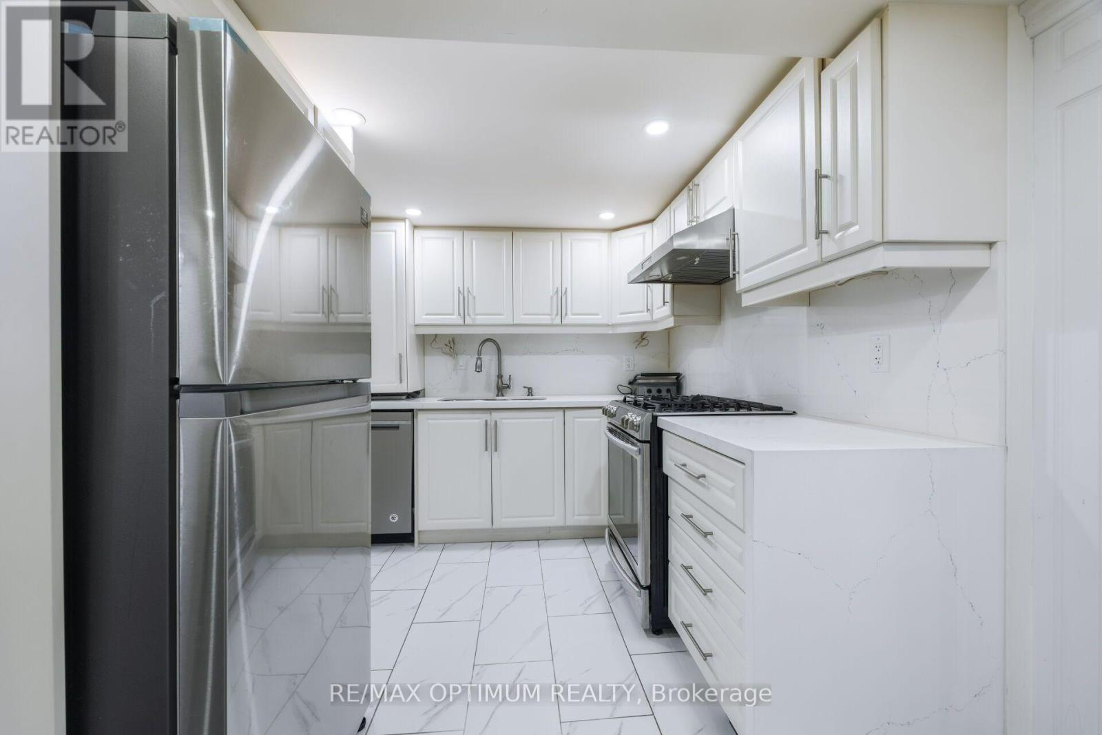 37 Elbern Markell Drive Property Photo 35