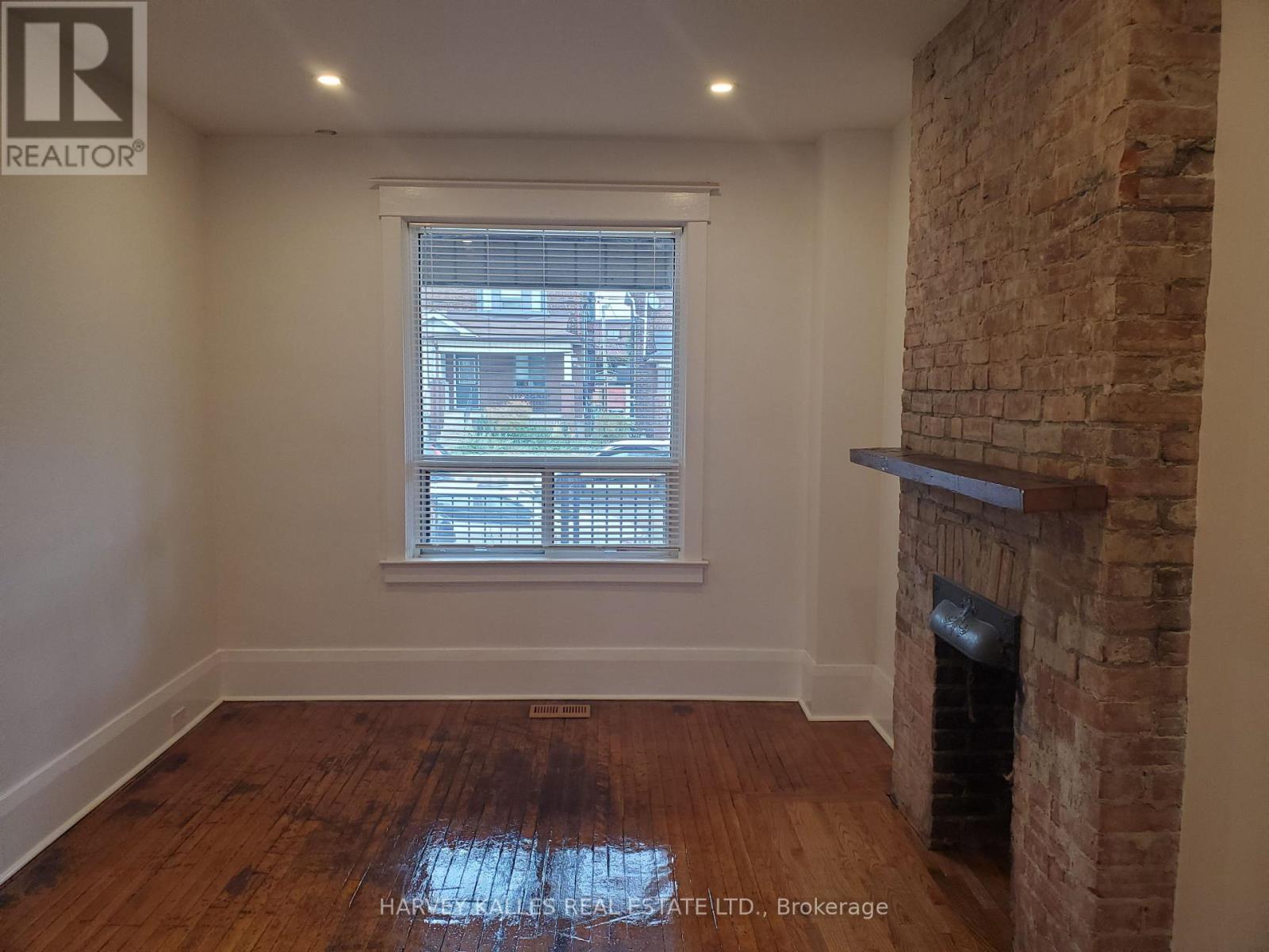 Main - 1300 Lansdowne Avenue Property Photo 20