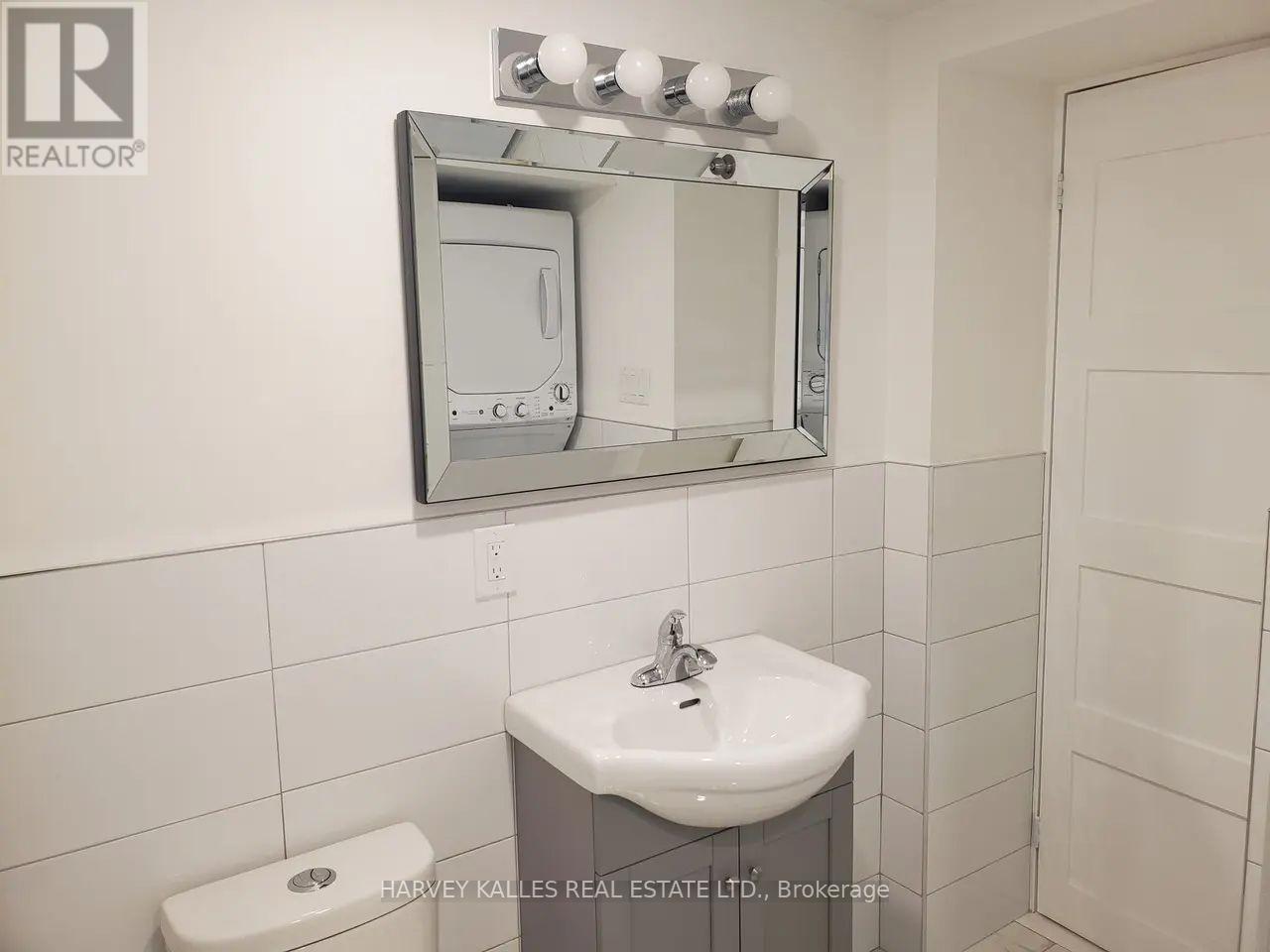 Main - 1300 Lansdowne Avenue Property Photo 35