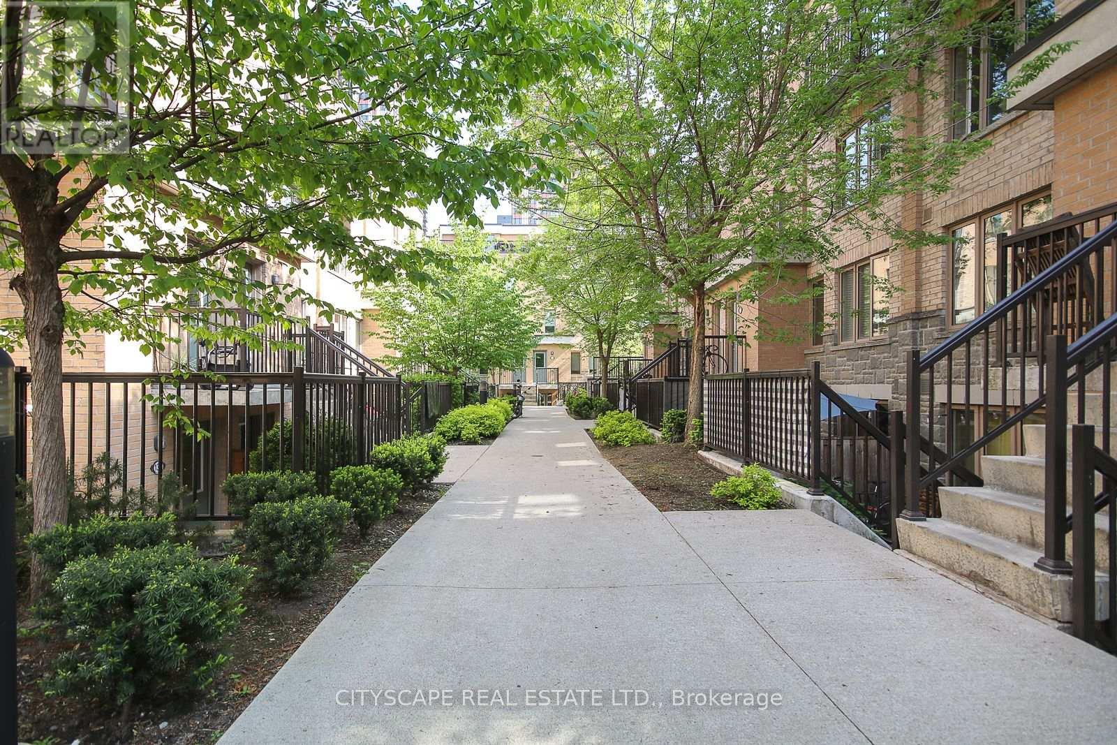 116 - 9 Foundry Avenue Property Photo 13