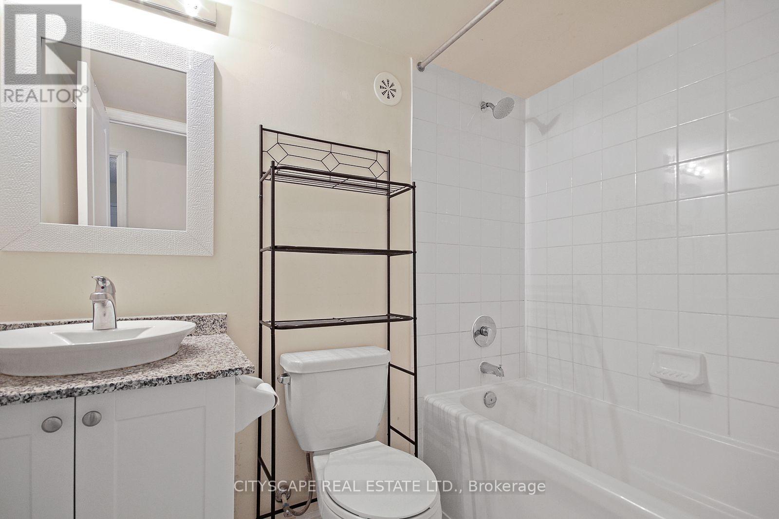 116 - 9 Foundry Avenue Property Photo 21