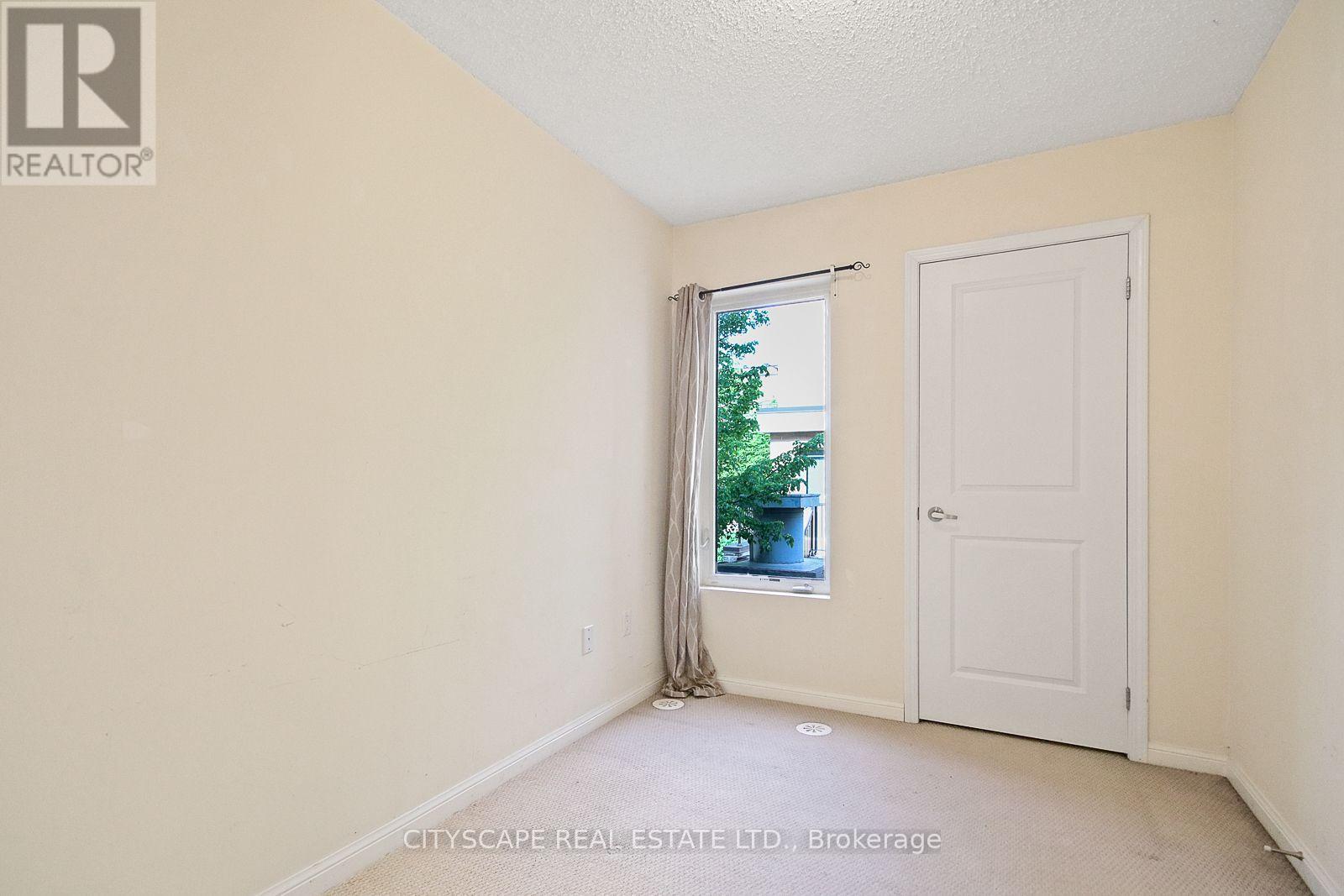 116 - 9 Foundry Avenue Property Photo 24