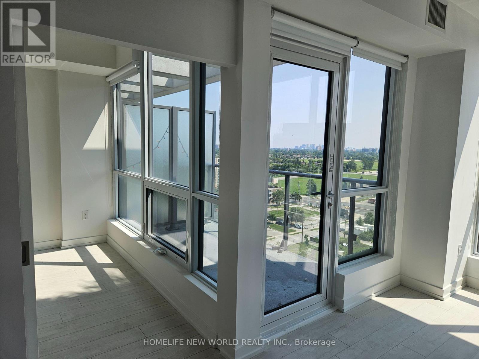 1312 - 10 De Boers Drive Property Photo 4
