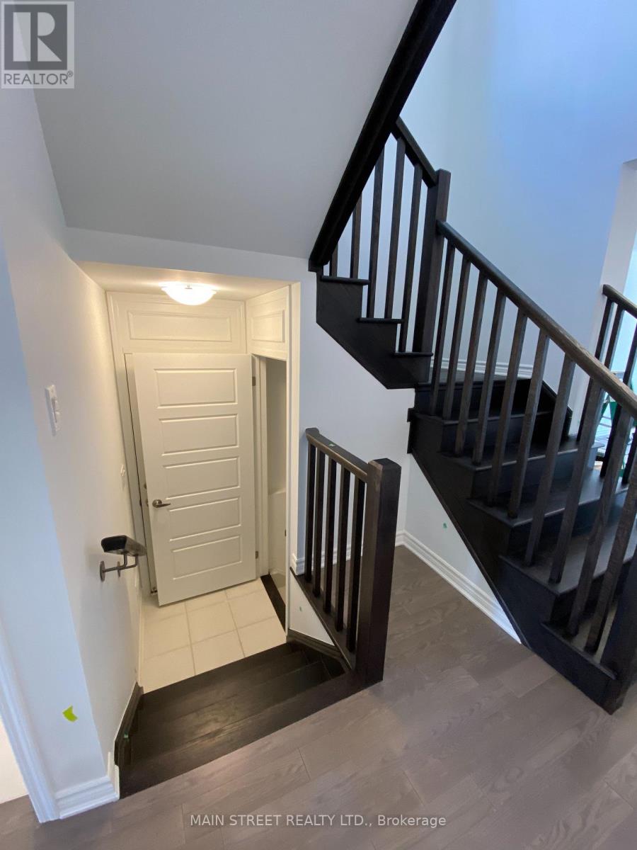 1253 Muskoka Heights Property Photo 3