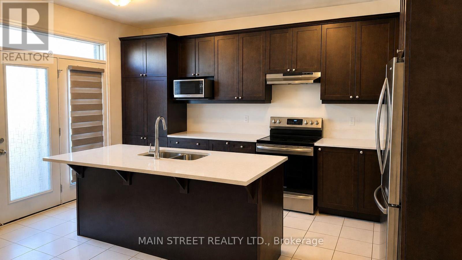 1253 Muskoka Heights Property Photo 8