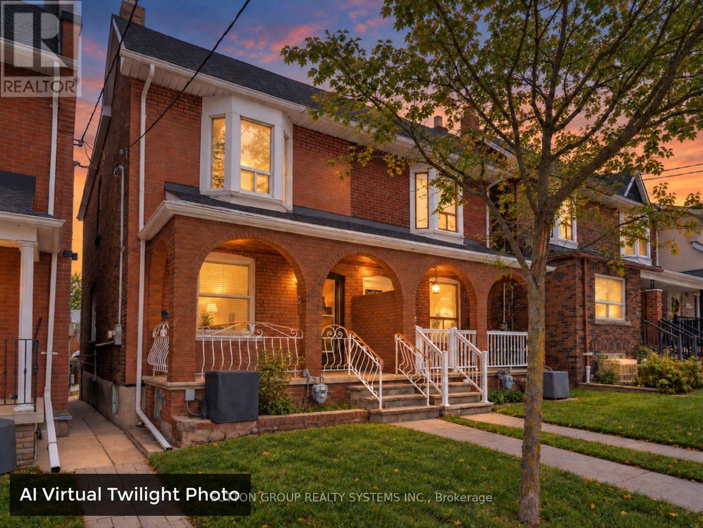 35 Day Avenue Property Photo 1