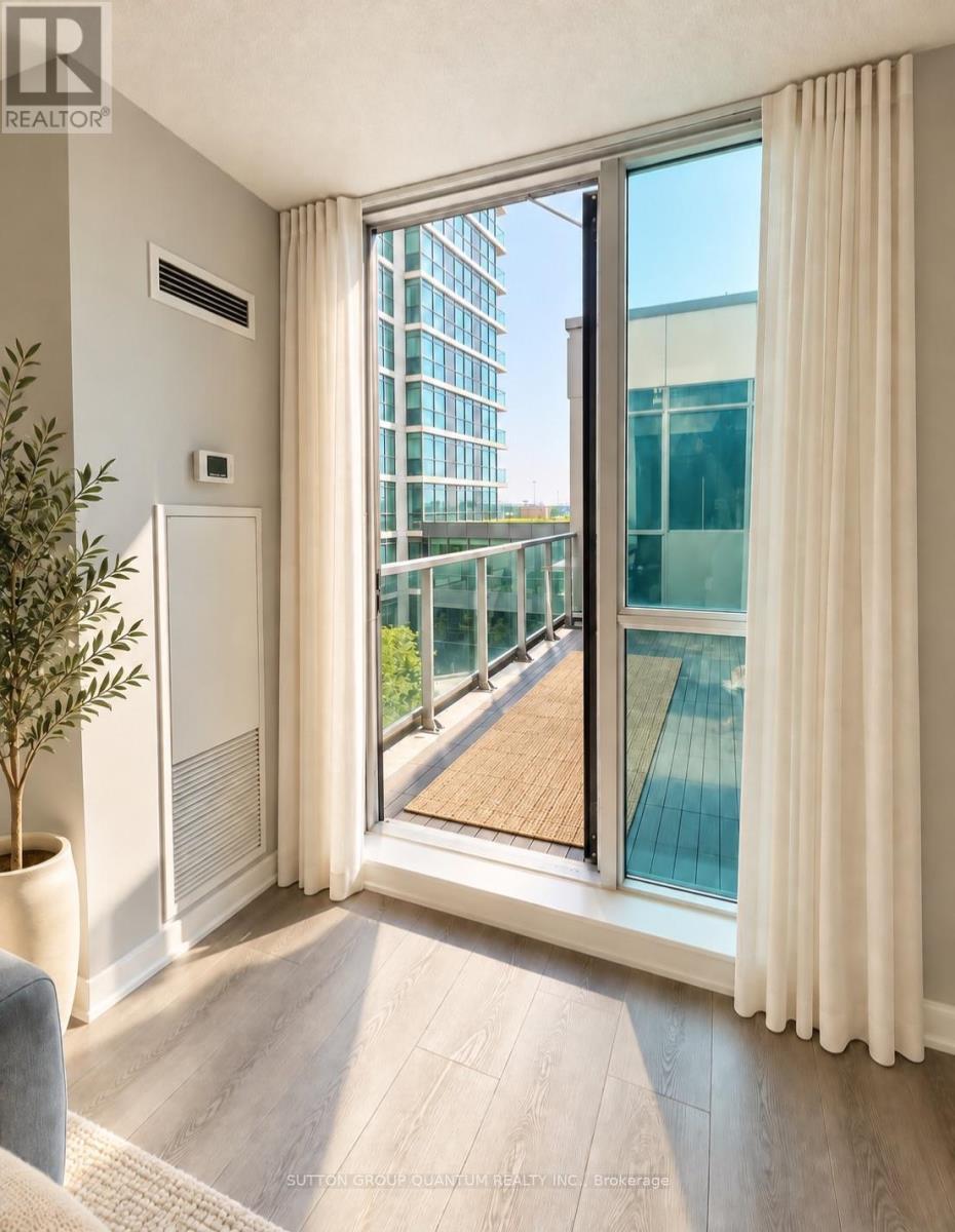 411 - 215 Sherway Gardens Road Property Photo 11