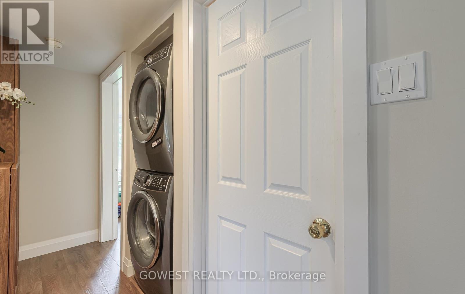 1202 - 4140 Foxwood Drive Property Photo 16