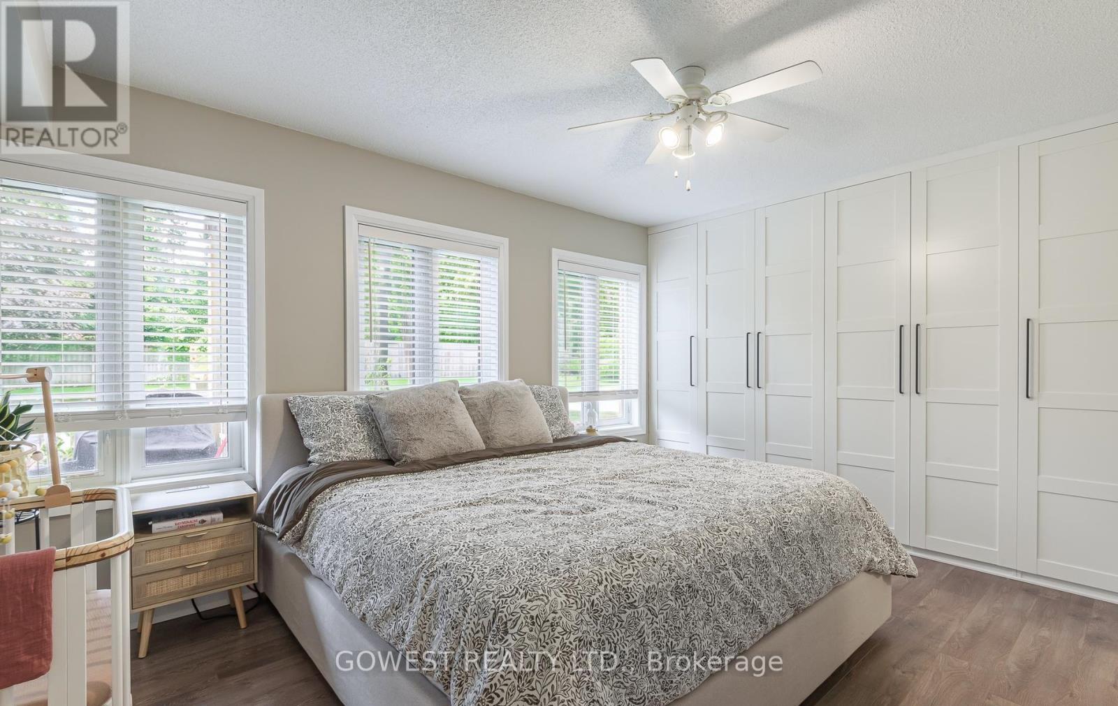 1202 - 4140 Foxwood Drive Property Photo 17