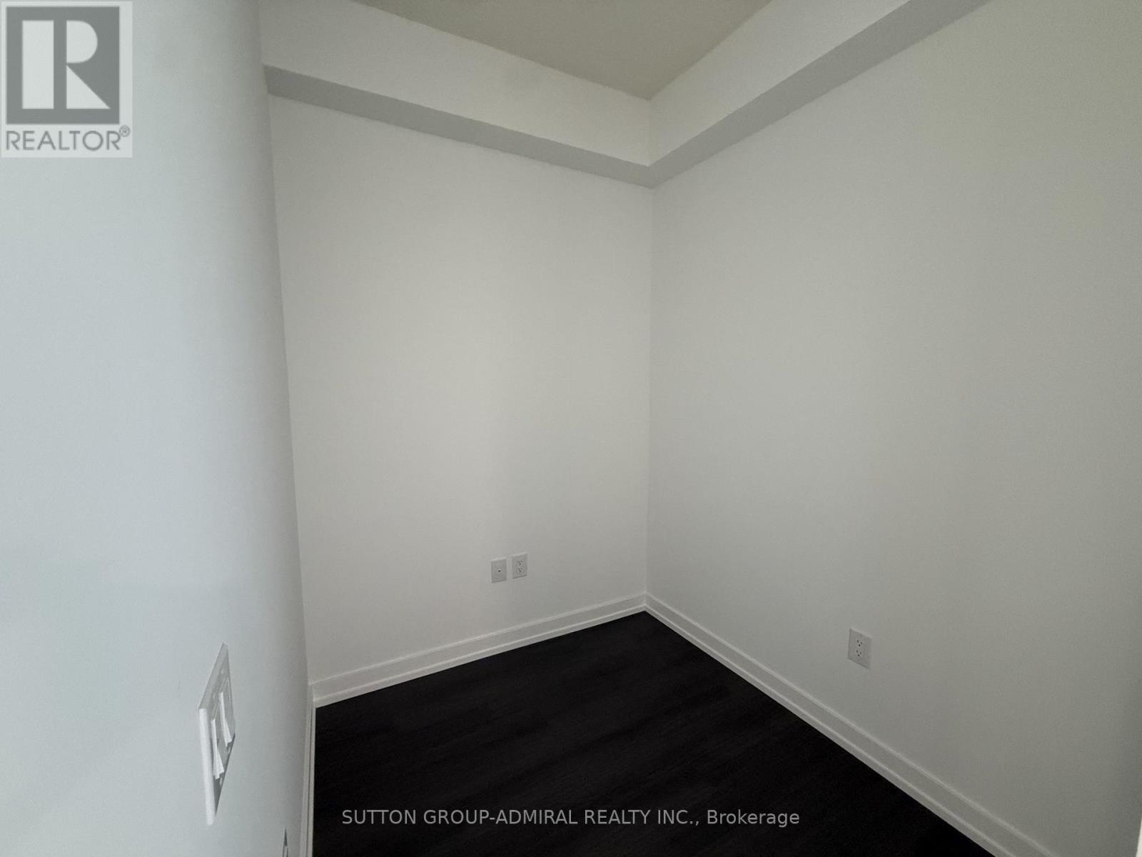 2311 - 4010 Eglinton Avenue Property Photo 6