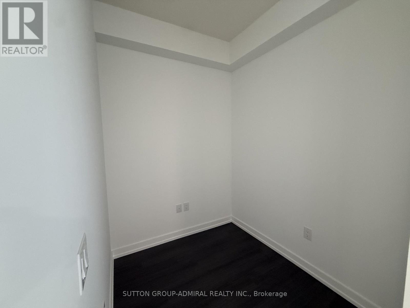 2311 - 4010 Eglinton Avenue Property Photo 7