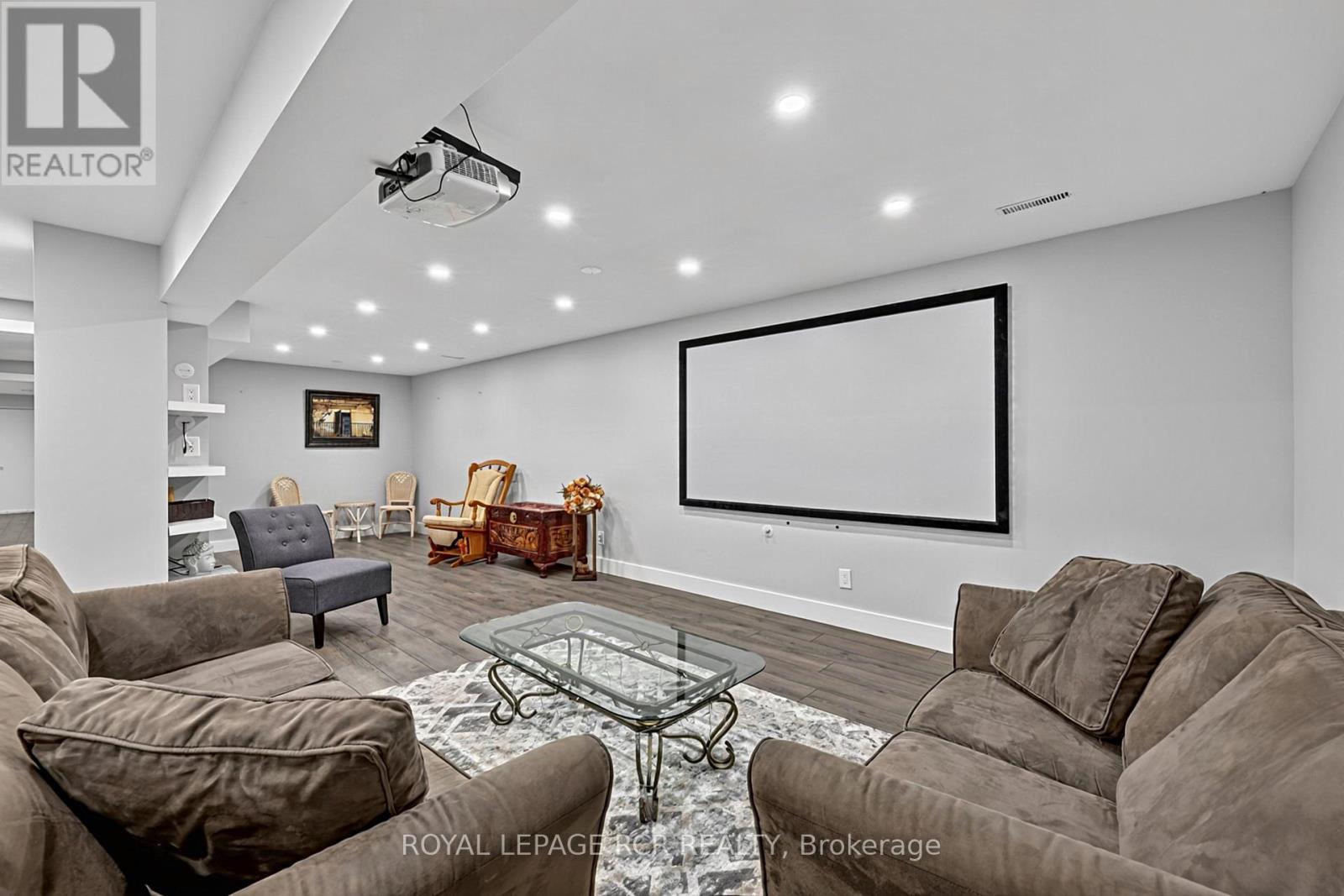 5 Borland Crescent Property Photo 25