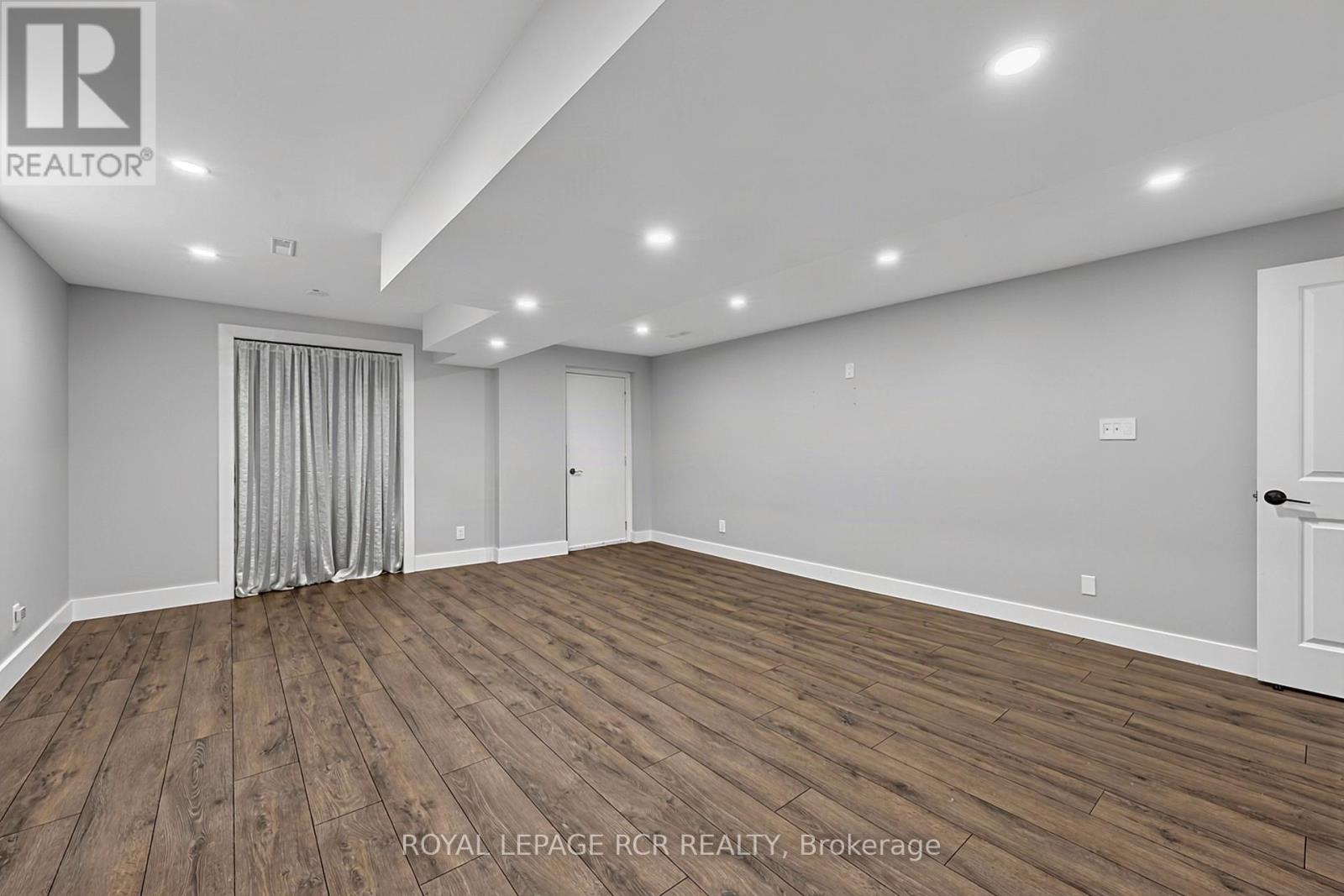 5 Borland Crescent Property Photo 31