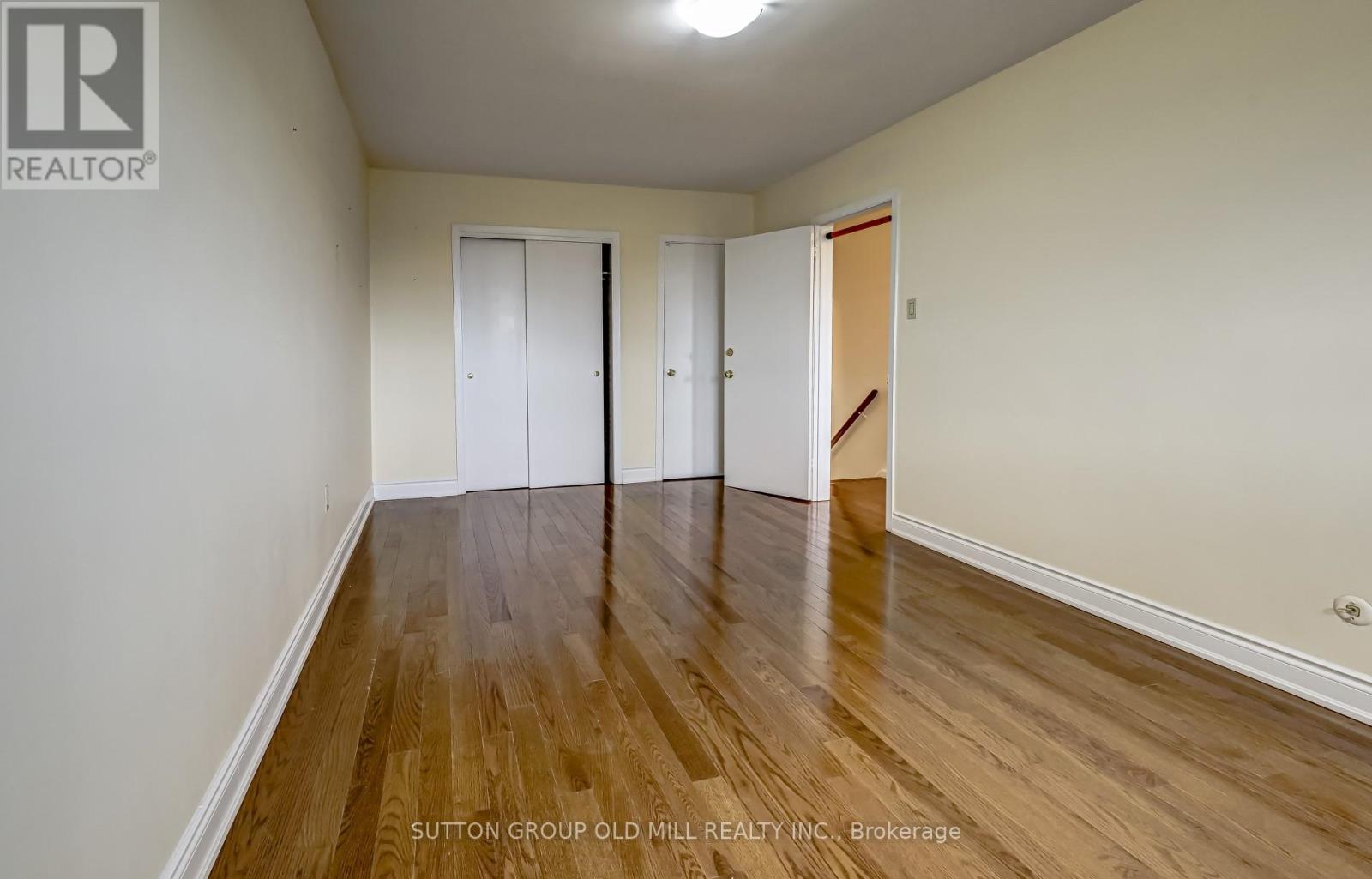 2 Leita Court Property Photo 12