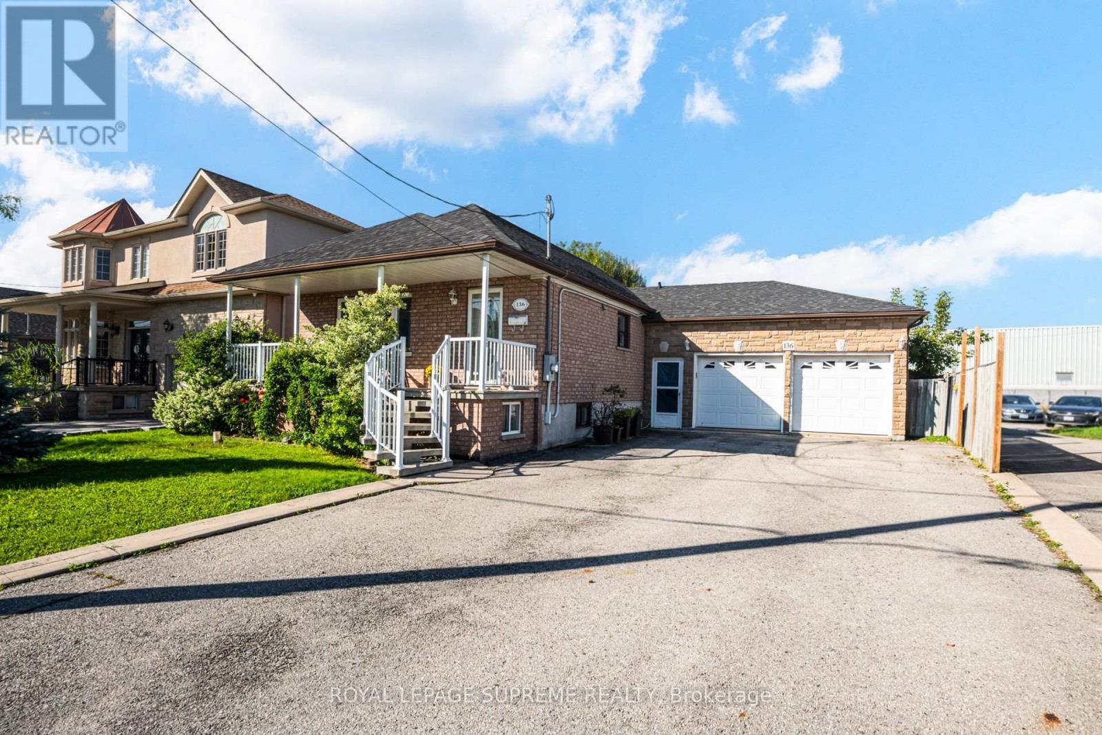 136 WINSTON PARK BOULEVARD Property Photo 1