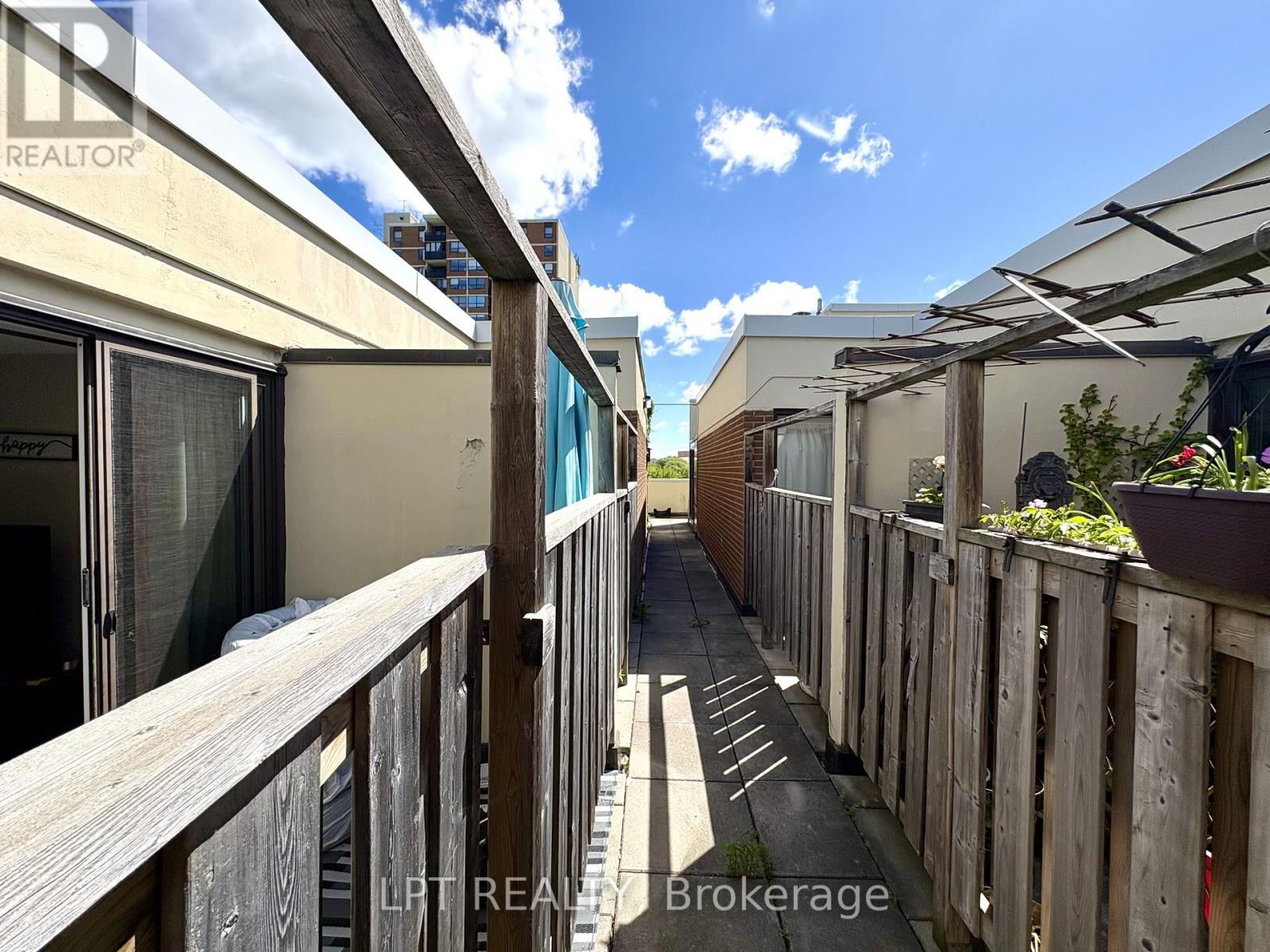 332 - 2 Valhalla Inn Road Property Photo 29