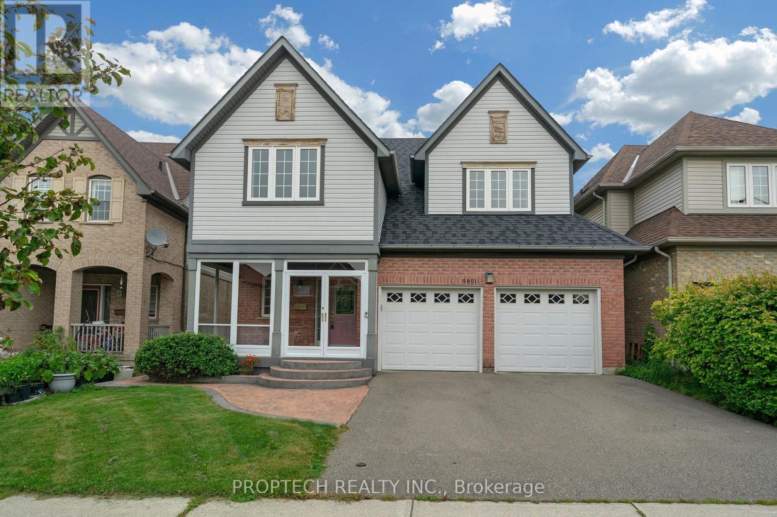 5851 Summerside Drive Property Photo 1