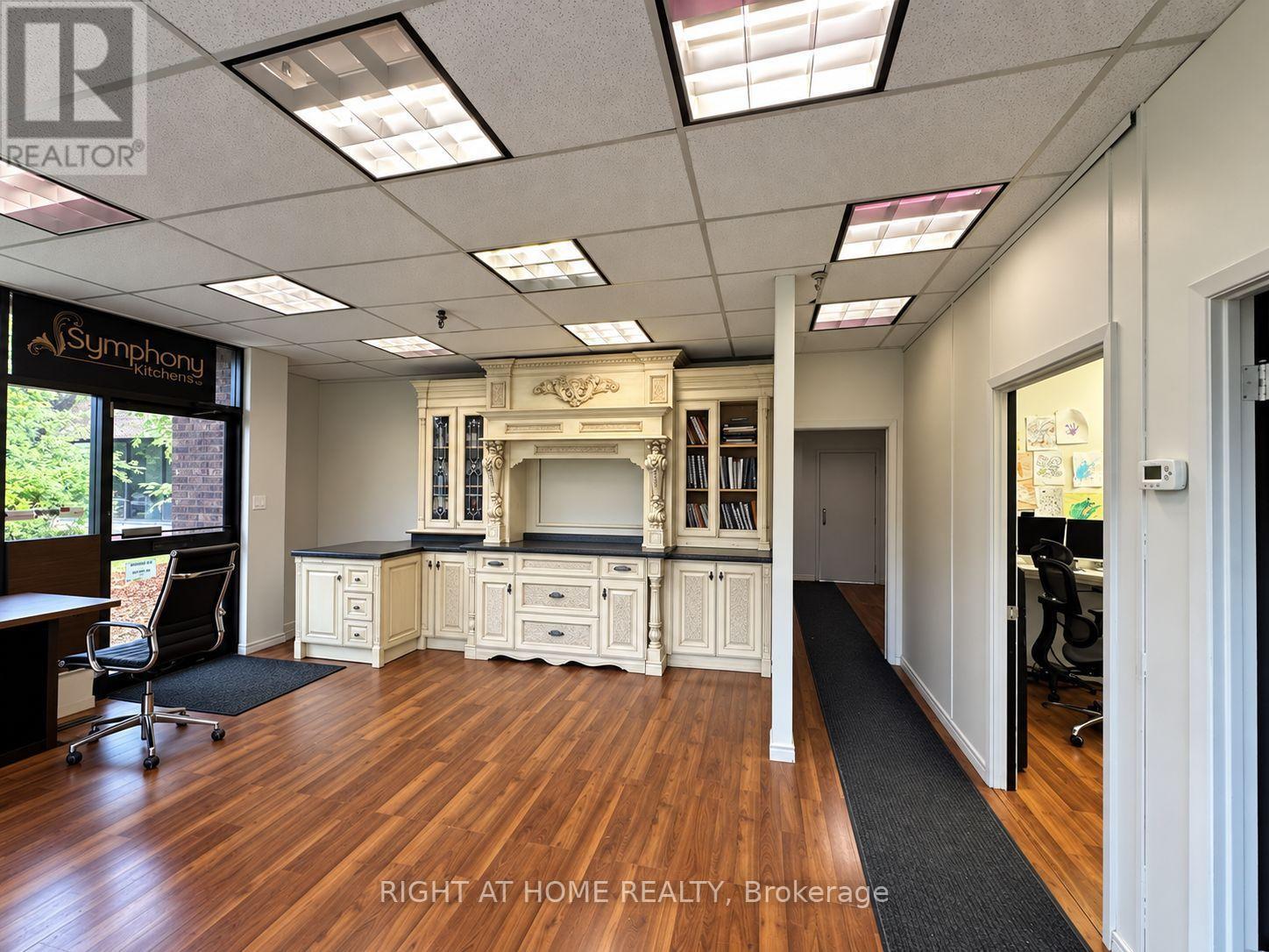 18 - 80 Galaxy Boulevard W Property Photo 12