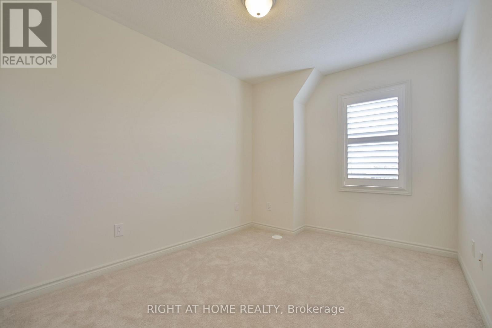 20 - 50 Edinburgh Drive Property Photo 38