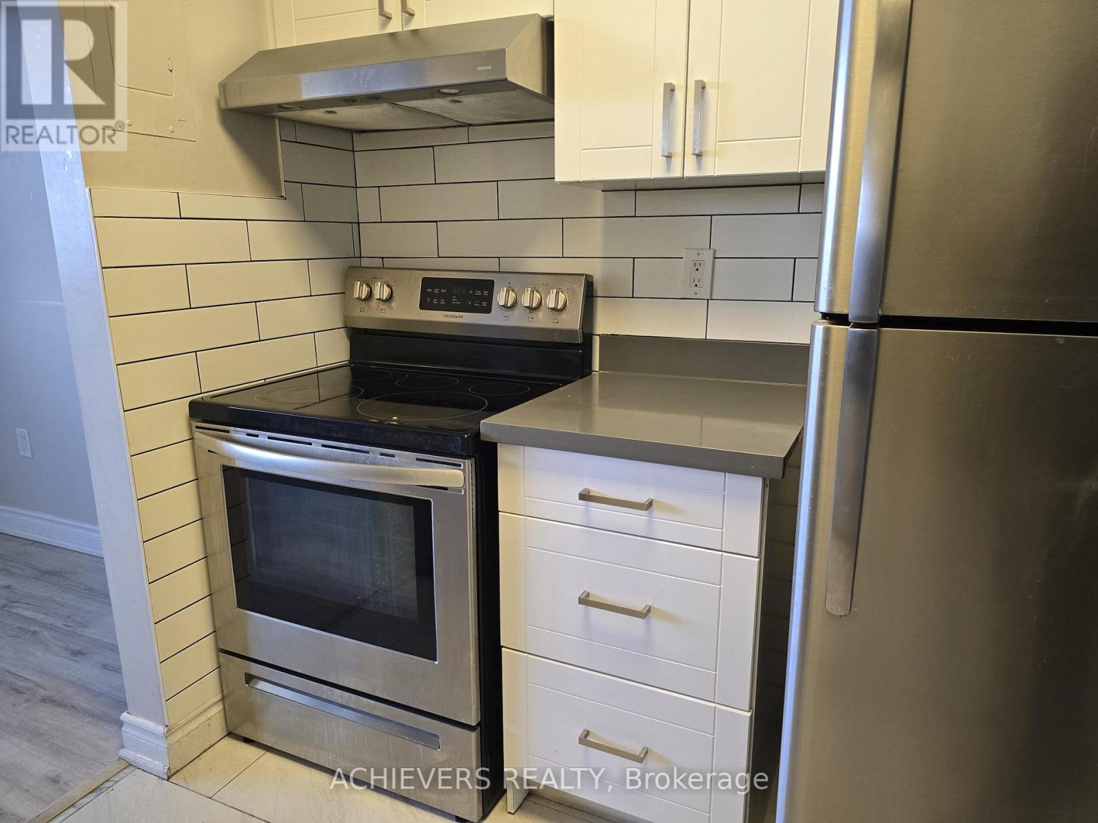 1004 - 1455 Lawrence Avenue W Property Photo 17