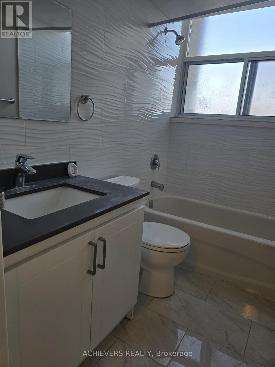 1004 - 1455 Lawrence Avenue W Property Photo 29