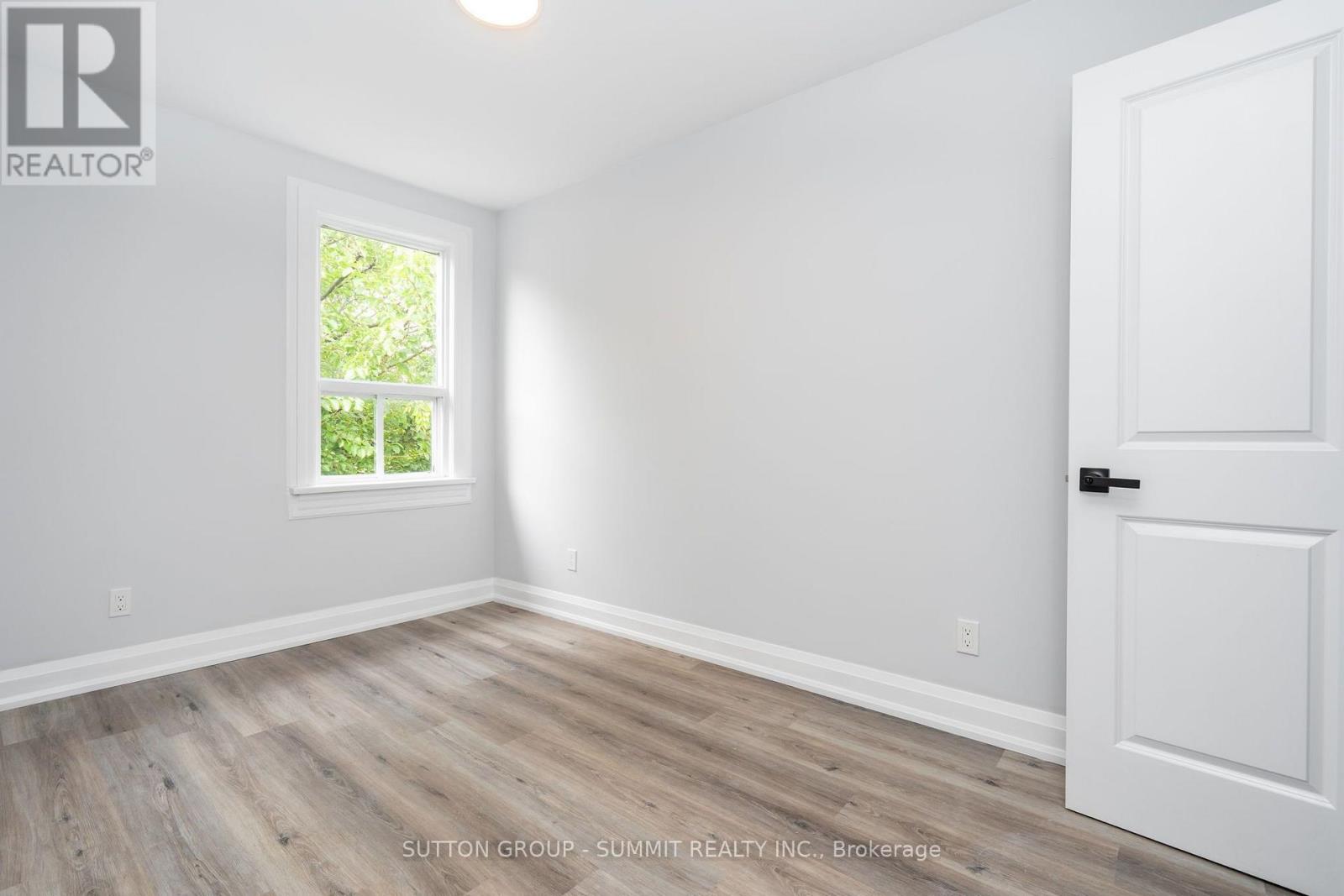 100 Rosethorn Avenue Property Photo 20