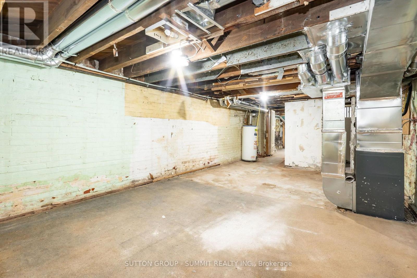 100 Rosethorn Avenue Property Photo 33