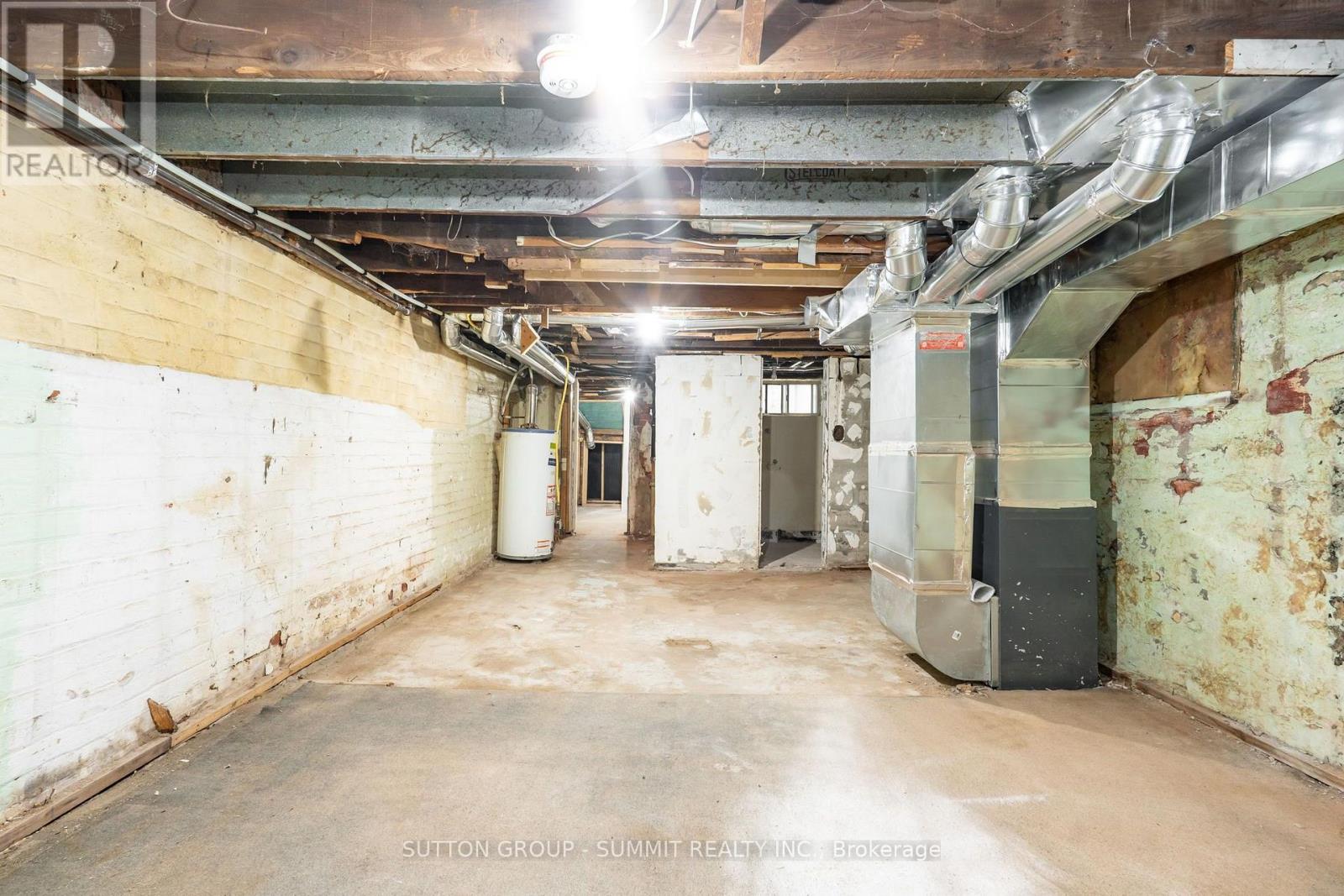 100 Rosethorn Avenue Property Photo 34